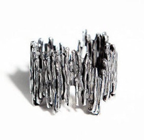 Fair-Oxidized Sterling Silber Organic Style Bold Moderne Schwarz Ring Fair-Trade-Design Ecotub Handmade Barcelona Studio Boutique Fair-Oxidized Sterling Silber Organic Style Bold Moderne Schwarz Ring Fair-Trade-Design Ecotub Handmade Barcelona Studio Boutique von EthicaljewelryEB