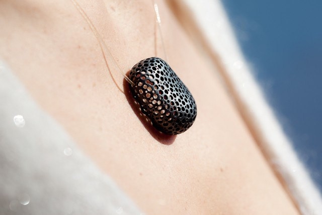 Fair Silber Anhänger Schwarz Oxidiert Hals Art Piece Vulkan Spezielle Halskette Kreation Ich Mache Ihren Schmuck in Meiner Werkstatt Boutique Fair Silber Anhänger Schwarz Oxidiert Hals Art Piece Vulkan Spezielle Halskette Kreation Ich Mache Ihren Schmuck in Meiner Werkstatt Boutique von EthicaljewelryEB