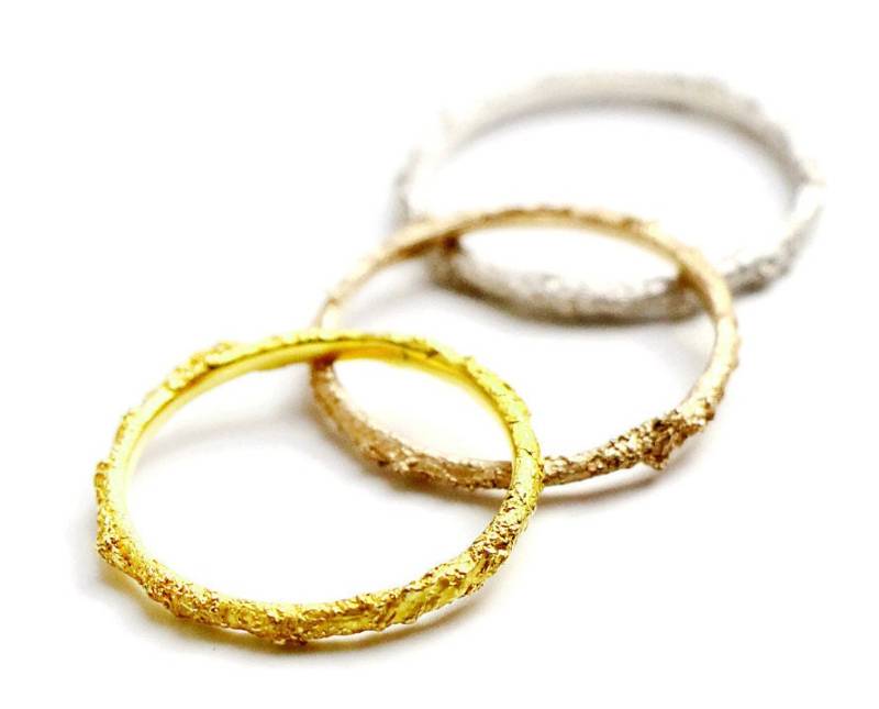 Ring in Fairmined Rot, Gelb, Oder Weissgold, 750/000 Ehe Zu Wählen-strukturierte Goldring Nachhaltige Hochzeit Ringe Barcelona Schmuck Ring in Fairmined Rot, Gelb, Oder Weissgold, 750/000 Ehe Zu Wählen-strukturierte Goldring Nachhaltige Hochzeit Ringe Barcelona Schmuck von EthicaljewelryEB