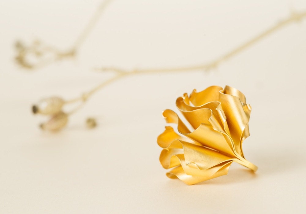 Ring in Zertifiert Fairmined Gold Aus Meiner Kollektion "Papier Froissé" Ring in Zertifiert Fairmined Gold Aus Meiner Kollektion "Papier Froissé" von EthicaljewelryEB