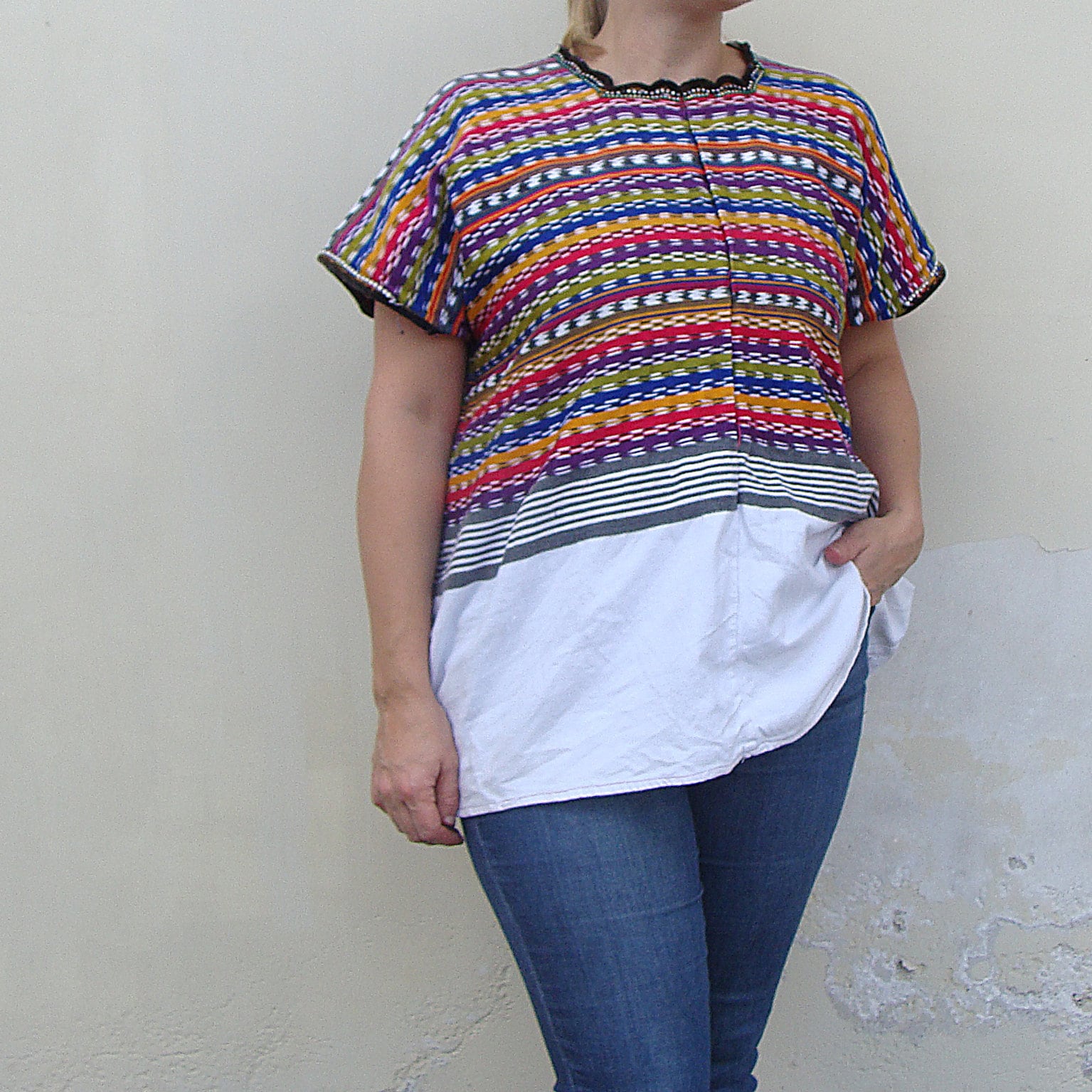 Mehrfarbige Traditionelle Guatemala Kleidung Bluse Huipil | Vintage Handgewebte Boho Top #12 Mehrfarbige Traditionelle Guatemala Kleidung Bluse Huipil | Vintage Handgewebte Boho Top #12 von EthnicClothing
