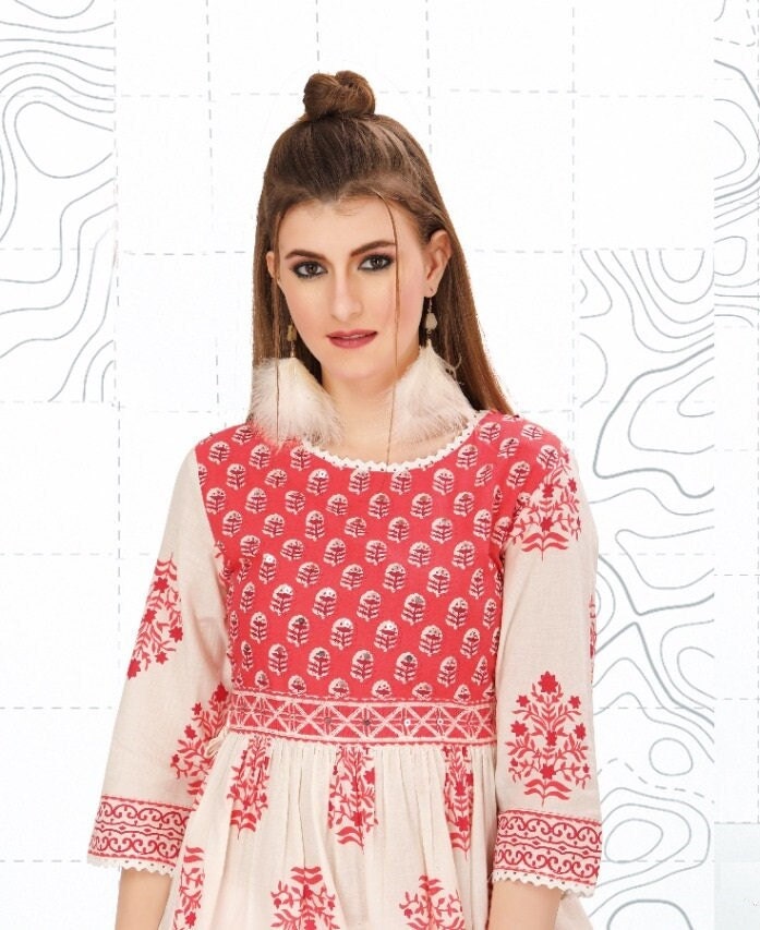 Damen Tunika/Kurze Kurta/Baumwolle Kurta/Tunika/Embordered Kurta Mit Spiegelarbeit/Baumwoll Tops/Bluse/Lakhnavi Kurta/Short Kurti von EthnicPehnava