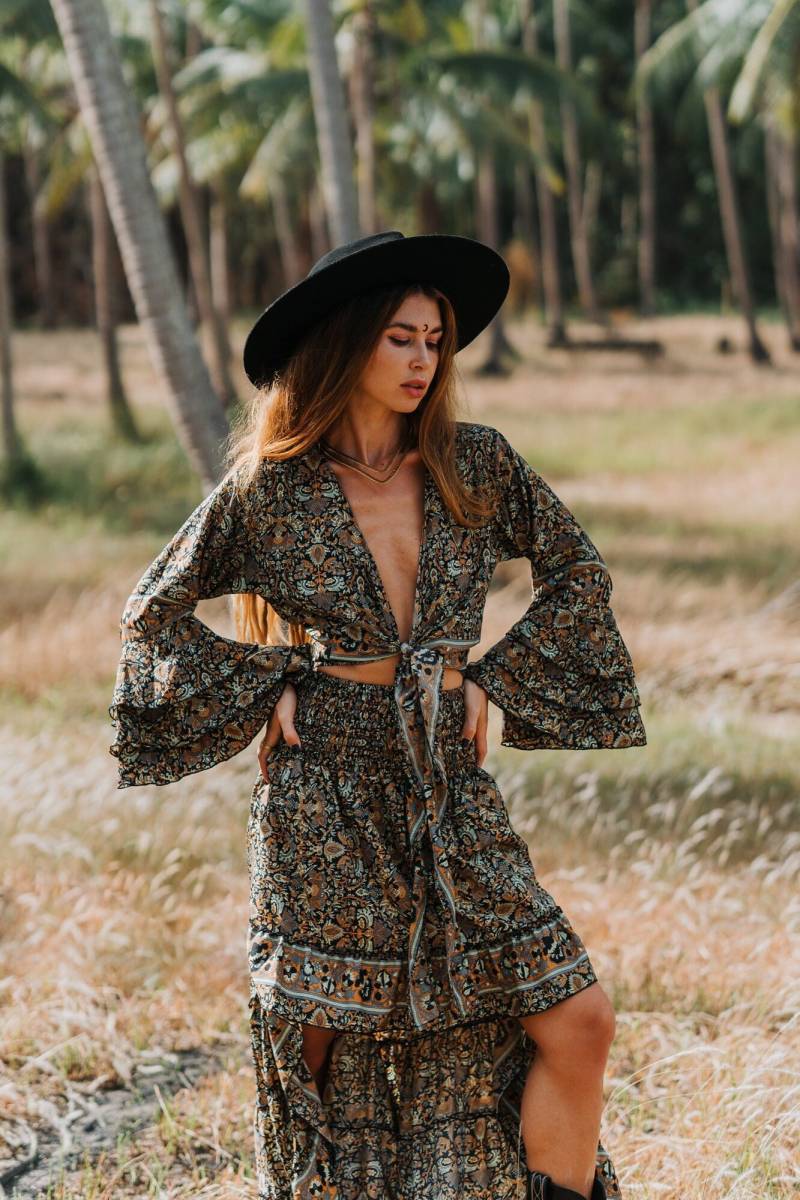 Boho Blumen Print Crop Top | Schirm Ärmel Wickelbluse von Ethnicqueen