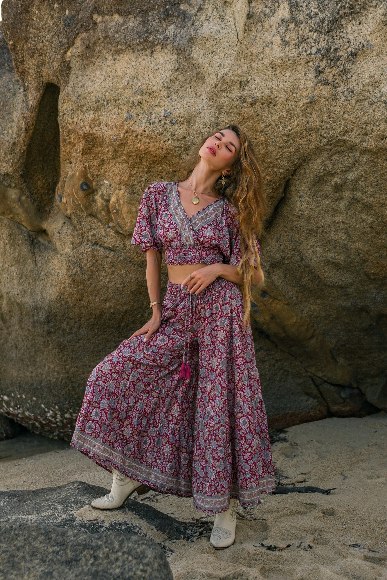 Boho Blumen Print Crop Top | Schmetterlingsärmel Polyester Bluse von Ethnicqueen