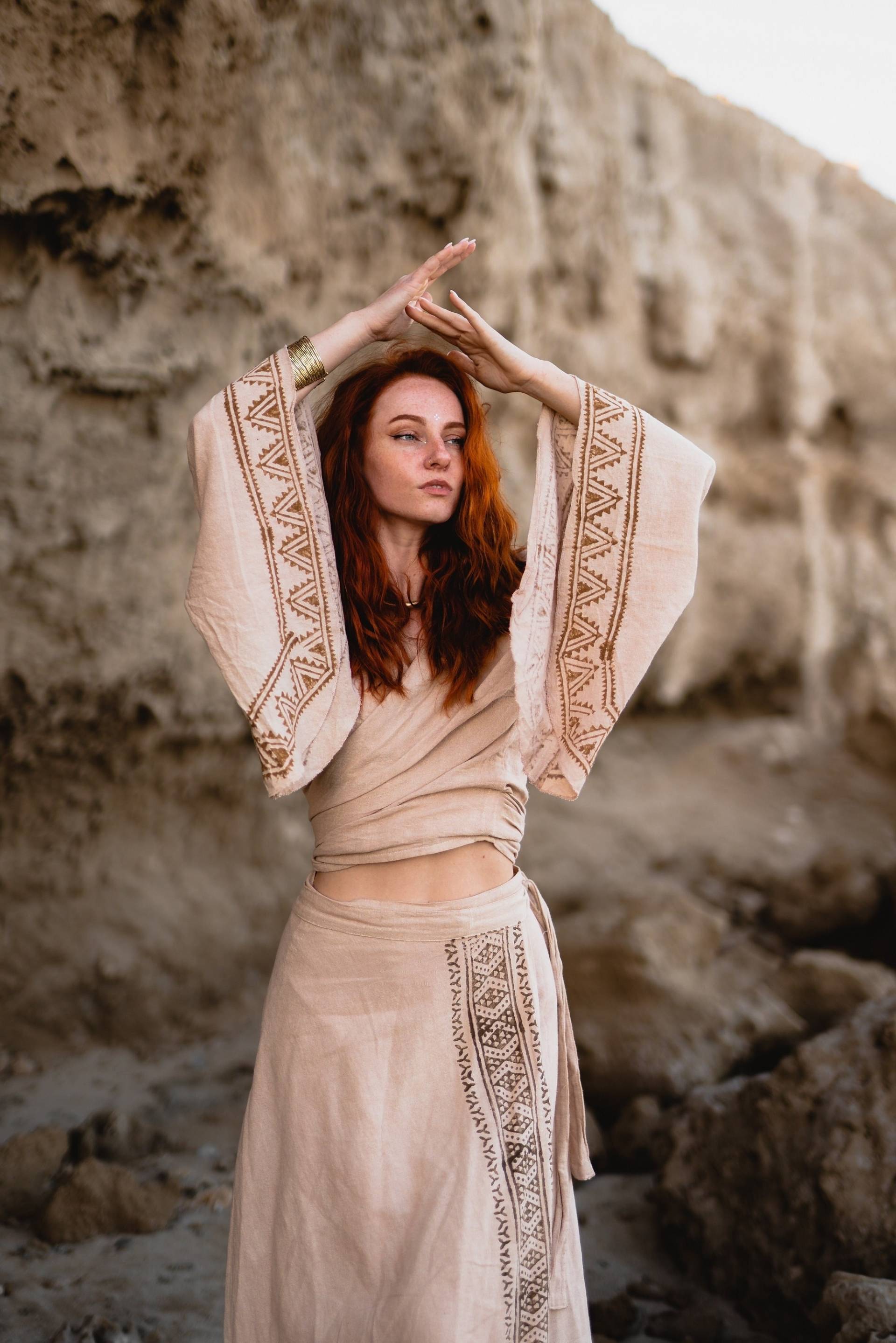 Boho Chic Roh Baumwolle Wrap Top | Ausgestellte Ärmel, Block Print von Ethnicqueen