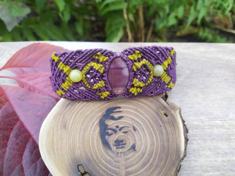 Makramee Armband~Lila Armband~Mookait Jaspis Armband~Boho Armband~Violett Armband~Festival Armband~Hippie Armband Makramee Armband~Lila Armband~Mookait Jaspis Armband~Boho Armband~Violett Armband~Festival Armband~Hippie Armband von EthnoTribeStyle