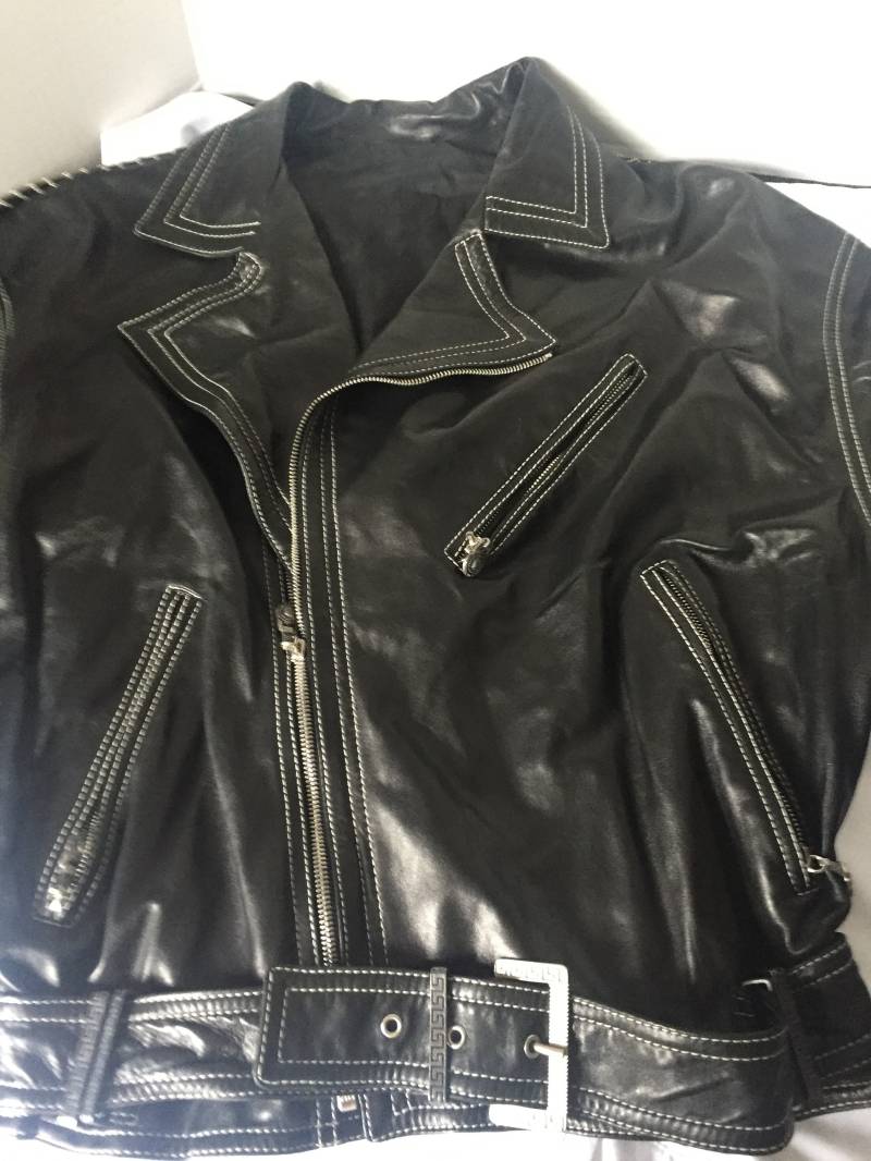 Gianni Versace Rare Vintage Herren Leder Blouson Mit Silber Kette Geschmückt von EttysFinds