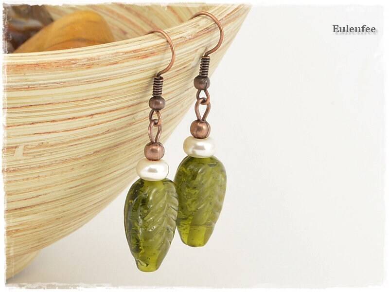 Kupfer Ohrringe "Blätter" Grüne Glas Ohrhänger von Eulenfee