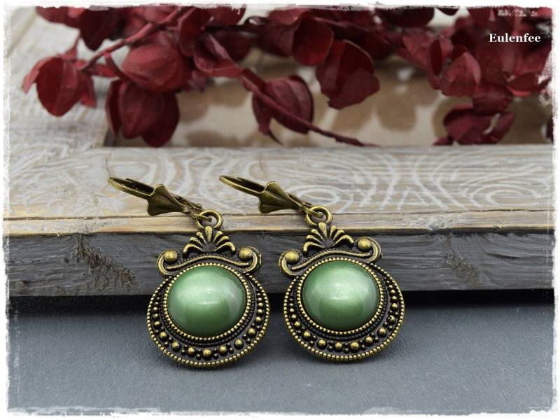 Ohrringe "Ophelia" Ohrhänger Im Vintage-stil, Hängeohrringe Mit Cabochon in Salbei-Grün von Eulenfee