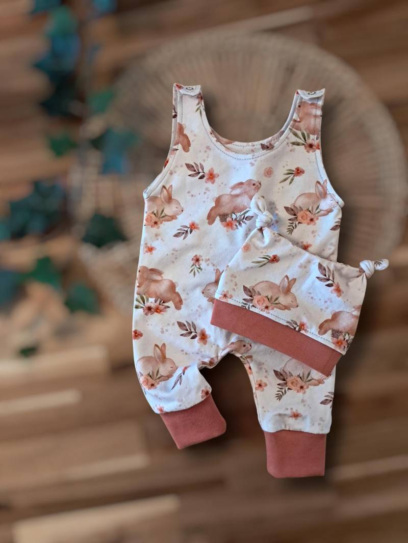 Gr.56-62 Set Strampler Knotenmütze Newborn Hasen Blumen Ostern Jersey. Eulinchen Handmade von Eulinchenhandmade