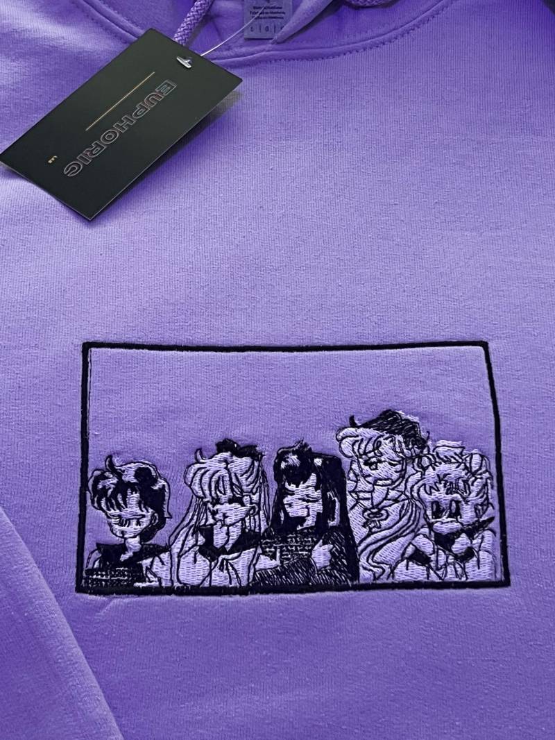 Anime Serenity Planets Chibi Hoodie Sweater Embroidery Manga Merch Spy Gift Personalized von Euphoriclabofficial