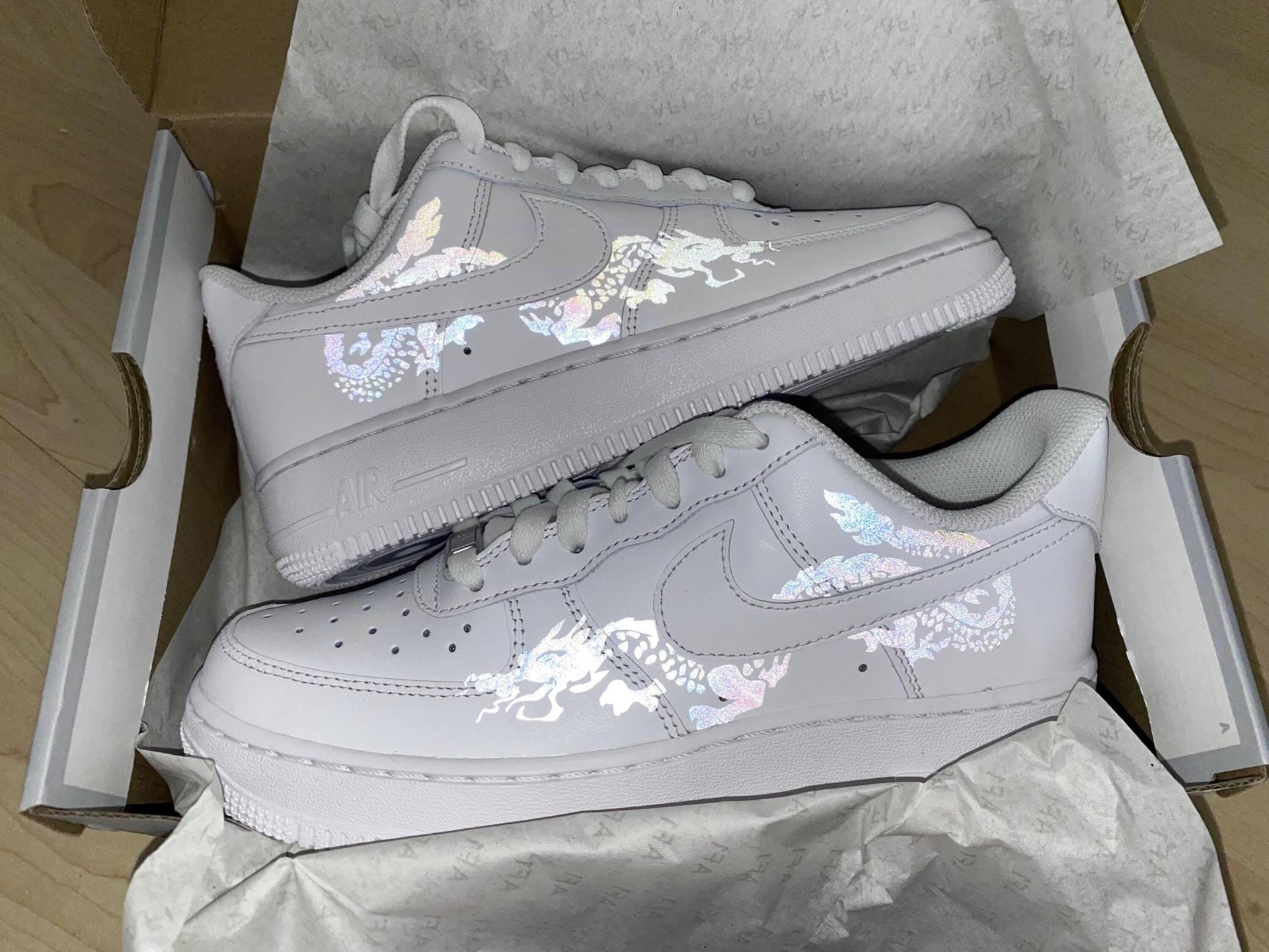 Nike Air Force 1 Custom Reflective Luck Dragon von Euphoriclabofficial