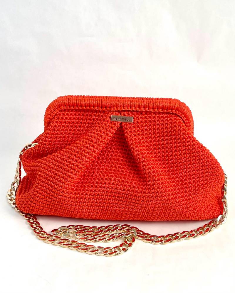 Handgemachte Clutch Rot-Orange Mit Goldfarbener Kette | Elegante Häkel Schultertasche Unikat Handtasche Gehäkelt. Größeca.37x10x27cm von EvaBagsDE