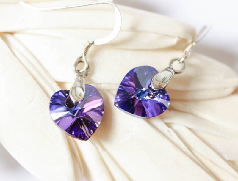 Herz Ohrringe Lila Herzen , Swarovski Crystal Heliotrope Valentinstag Geschenk von EvaLineJewelry