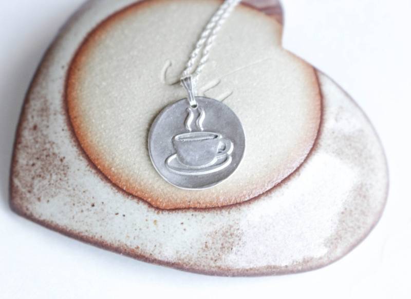 Kaffeetasse Silberkette , Silber Kaffee Anhänger Feinsilber Tasse .999 Silber, Minimalist Aus Liebe Zum von EvaLineJewelry
