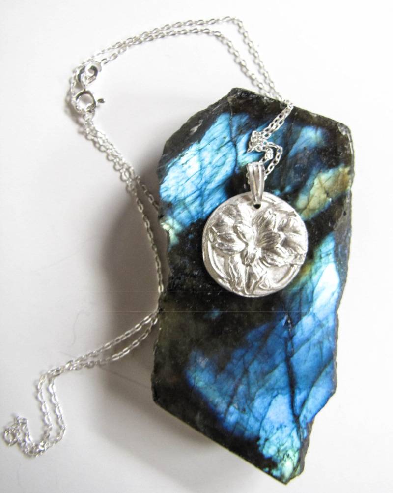 Silber Blume Halskette, Feinsilber .999 von EvaLineJewelry