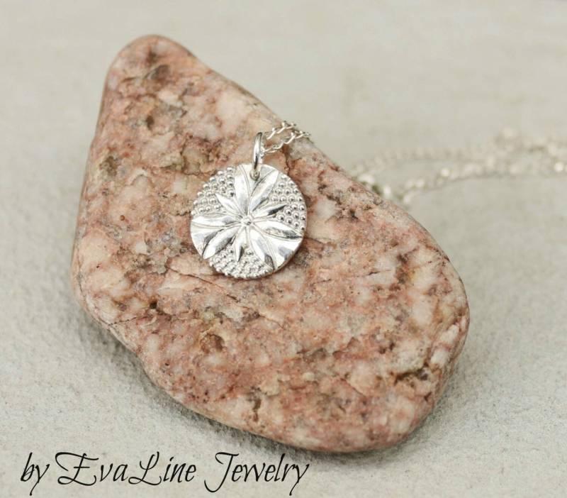 Wie Im Fernsehen Gesehen, Pmc-Blumen-Anhänger, Feinsilber-Blumenhalskette, Blumenhalskette, Minimalist, Auf Law & Order Svu Nachtkönigin von EvaLineJewelry