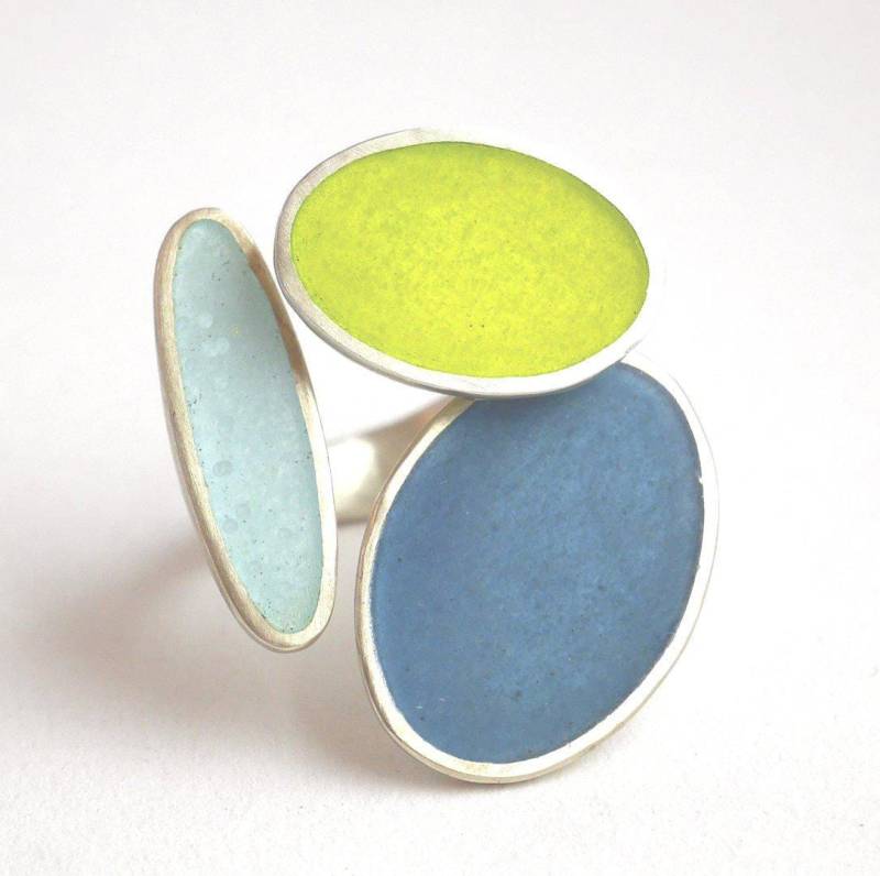 Ring "Buque Blaugrau/Limonehell" von EvaSoerensenEmaille