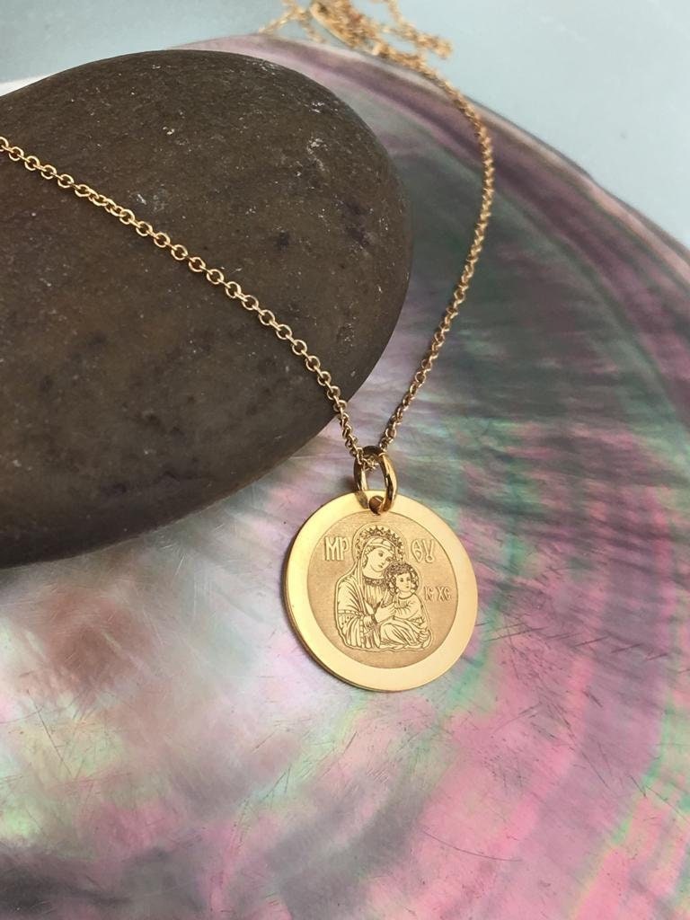 14K Solid Gold Jungfrau Maria Halskette Mutter Gottes Anhänger 14K Solid Gold Jungfrau Maria Halskette Mutter Gottes Anhänger von EvangelosJewels