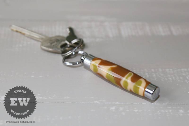 Wüste Tarnung Keychain - Handarbeit Geheimfach von EvansWoodshopCo