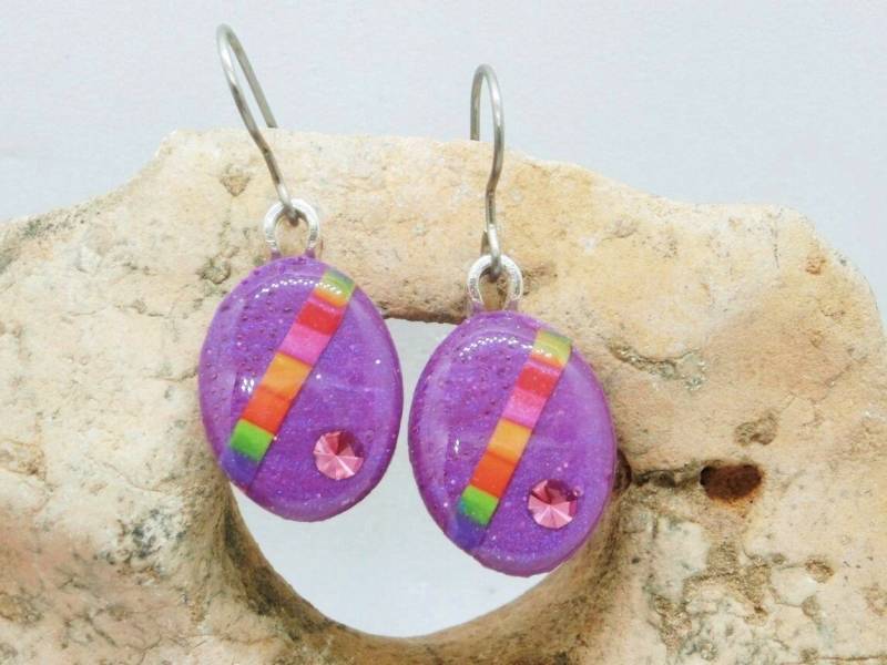 Lila Regenbogen Abstrakte Kunst Ohrringe, Fimo, Kunstharz, Bunte Hypoallergen, Oval, Geschenke Für Sie Lila Regenbogen Abstrakte Kunst Ohrringe, Fimo, Kunstharz, Bunte Hypoallergen, Oval, Geschenke Für Sie von EvasGardenOfNH