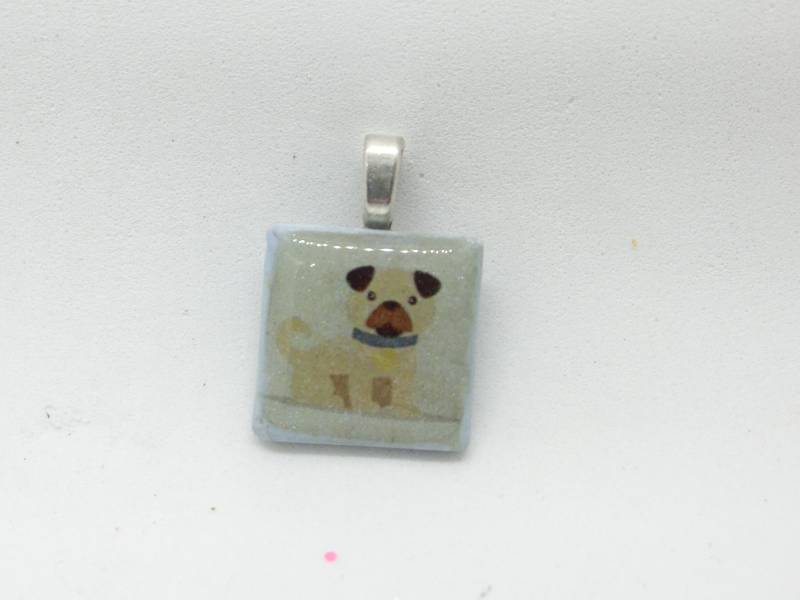 Mops Hund Charme/Fimo Harz Braun Hellblau Anhänger Geschenke Für Hundeliebhaber Schmuck Mops Hund Charme/Fimo Harz Braun Hellblau Anhänger Geschenke Für Hundeliebhaber Schmuck von EvasGardenOfNH