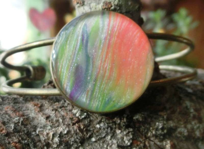 Perlmutt Regenbogen Cabochon Armband, Messing Perlmutt Regenbogen Cabochon Armband, Messing von EvasGardenOfNH