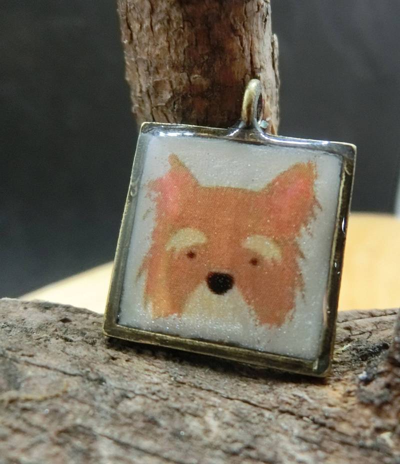 Terrier Hund Anhänger/Braun Klein Messing Quadrat Fimo Harz Hundeliebhaber Pet-Liebhaber Cairn von EvasGardenOfNH