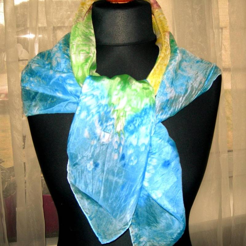 Vintage Seidenschal Blau Lime Grün Gelb Handgemachte Frühling Sommer Mode Trend Geschenk Für Ihre Weihnachtsgeschenk von EvasVintageBoutique