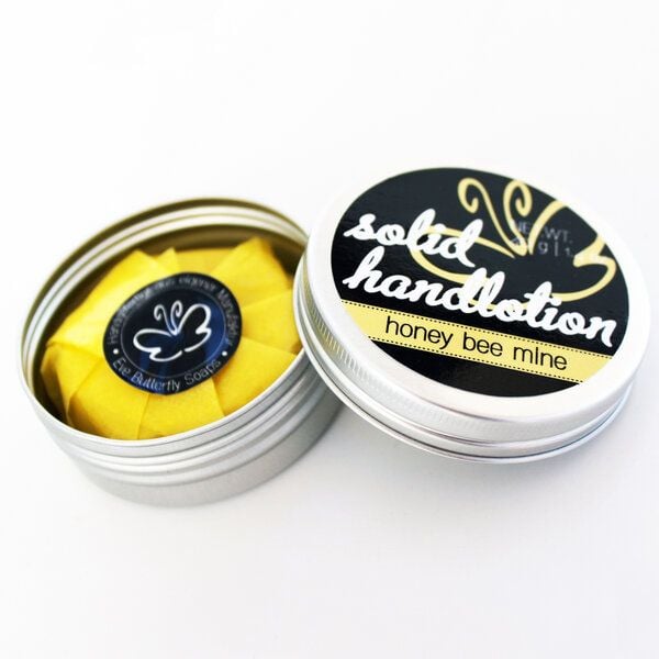 Eve Butterfly Soaps Feste Handcreme Handzahm "Honey Bee Mine" von Eve Butterfly Soaps