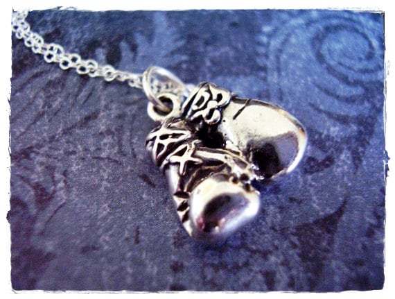 3D Boxhandschuhe Silberkette - 925 Sterling Silber Anhänger An Einer Zarten Kabelkette Oder von EvelynMaeCreations