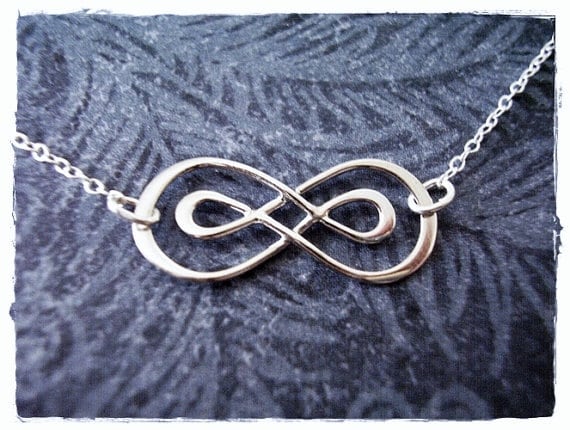 Doppelte Infinity Halskette - Sterling Silber Doppel Anhänger An Einer Zarten Kabelkette Oder von EvelynMaeCreations