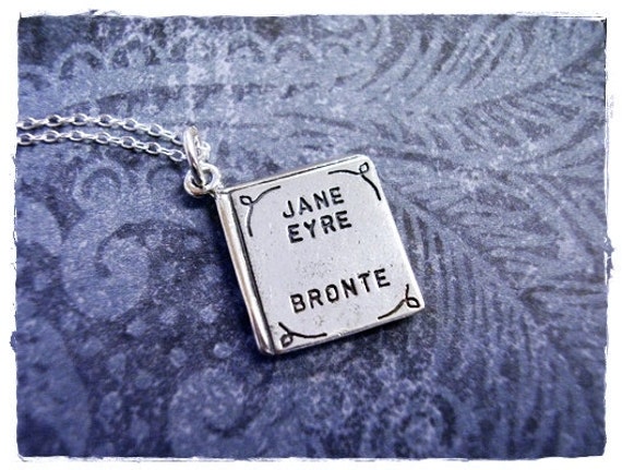 Jane Eyre Buch Halskette - Sterling Silber Anhänger An Einer Zarten Kabelkette Oder von EvelynMaeCreations