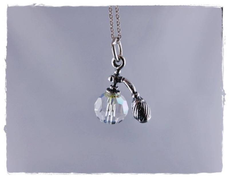 Kristall Parfüm Halskette - Sterling Silber Cz Anhänger An Einer Zarten Kabelkette Oder von EvelynMaeCreations