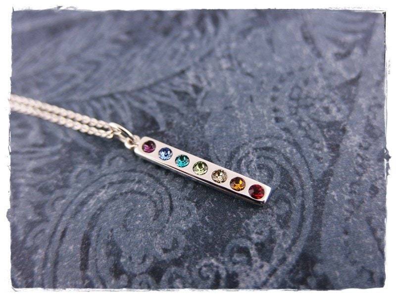 Kristall Regenbogen Chakra Halskette - Sterling Silber Anhänger An Einer Zarten Kabelkette Oder von EvelynMaeCreations