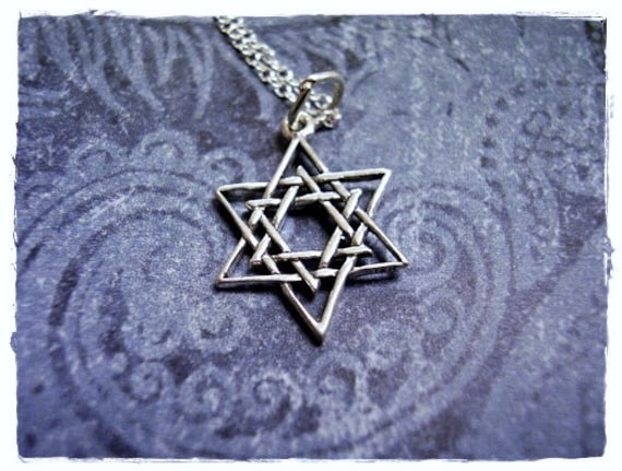 Layered Davidstern Halskette - Sterling Silber Anhänger An Einer Zarten Kabelkette Oder von EvelynMaeCreations