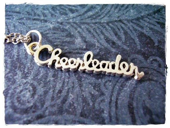 Silber Cheerleader Halskette - Zinn Anhänger An Einer Zarten Edelstahl Kabelkette Oder von EvelynMaeCreations