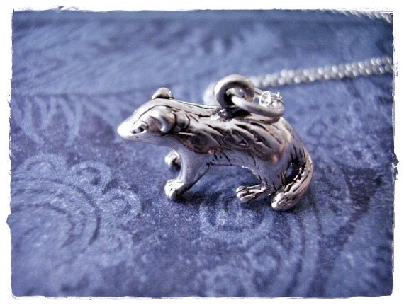 Silber Dachs Halskette - Sterling Anhänger An Einer Zarten Kabelkette Oder von EvelynMaeCreations
