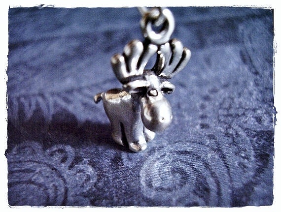 Silber Elch Halskette - Sterling Anhänger An Einer Zarten Kabelkette Oder von EvelynMaeCreations