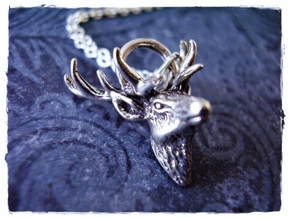 Silber Elch Kopf Halskette - Sterling Anhänger An Einer Zarten Kabelkette Oder von EvelynMaeCreations