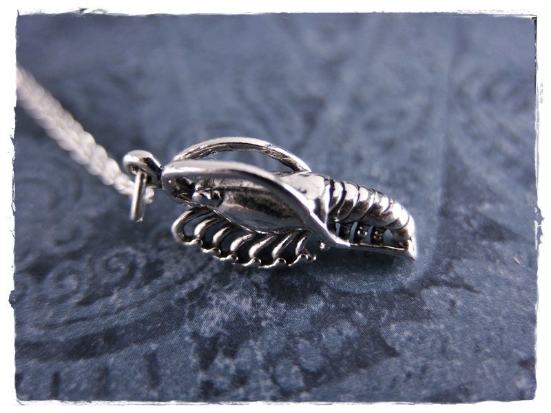 Silber Garnelen Halskette - Sterling Anhänger An Einer Zarten Kabelkette Oder von EvelynMaeCreations