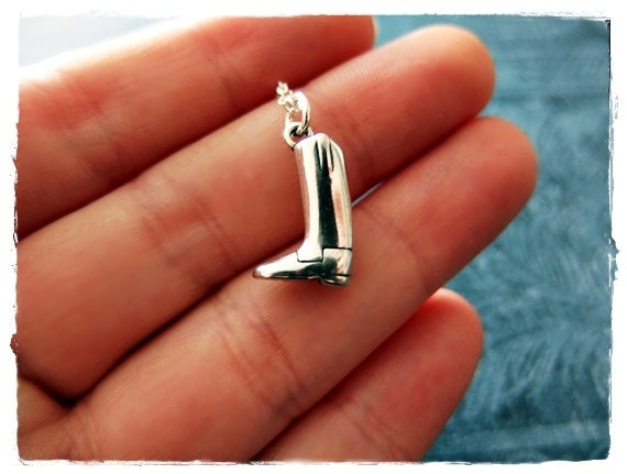 Silber Reitstiefel Halskette - Sterling Anhänger An Einer Zarten Kabelkette Oder von EvelynMaeCreations