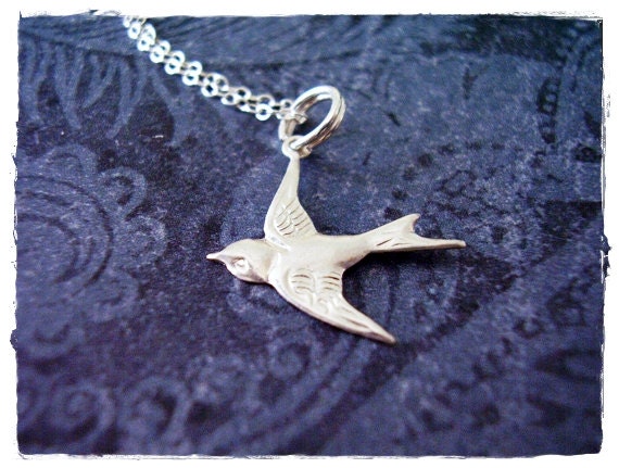 Silber-Spatz-Halskette - Sterlingsilber-Spatz-Charme An Einer Zarten Sterling Silber Kabelkette Oder Nur Anhänger von EvelynMaeCreations