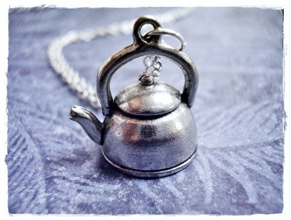 Silber Teekessel Halskette - Antiker Zinn Anhänger An Einer Zarten Edelstahl Kabelkette Oder Nur von EvelynMaeCreations