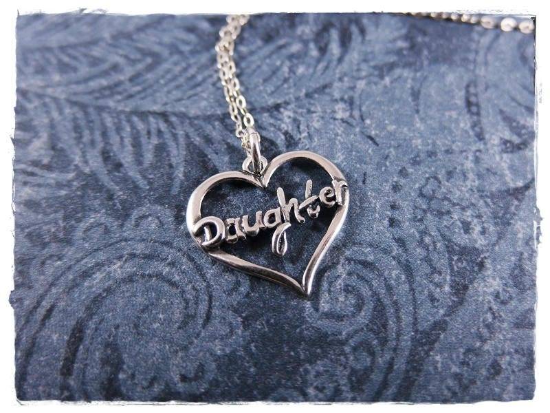 Silber Tochter Halskette - 925 Sterling Offener Herz Anhänger An Einer Zarten Kabelkette Oder von EvelynMaeCreations