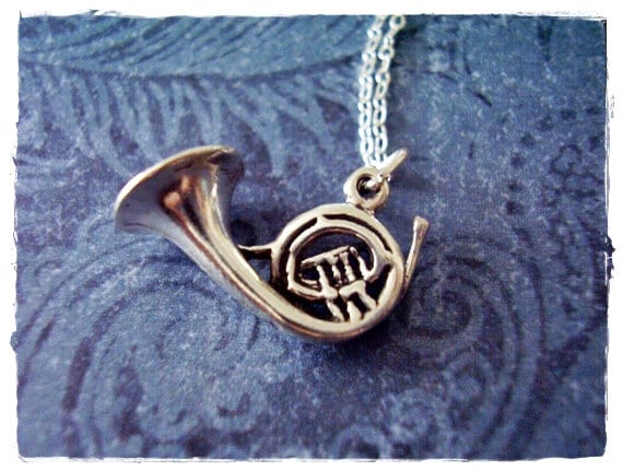 Silber Waldhorn Halskette - Sterling Anhänger An Einer Zarten Kabelkette Oder von EvelynMaeCreations