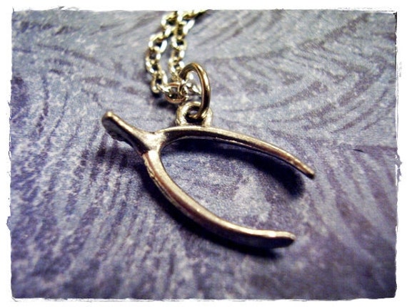 Silberne Wishbone-Halskette - Antiker Zinn Wishbone-Anhänger An Einer Zarten Edelstahl-Seilkette Oder Nur Anhänger Silberne Wishbone-Halskette - Antiker Zinn Wishbone-Anhänger An Einer Zarten Edelstahl-Seilkette Oder Nur Anhänger von EvelynMaeCreations