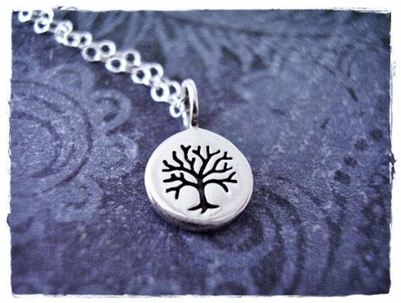 Winzige Ebereschen Baum Halskette - Sterling Silber Eberesche Anhänger An Einer Zarten Kabelkette Oder von EvelynMaeCreations