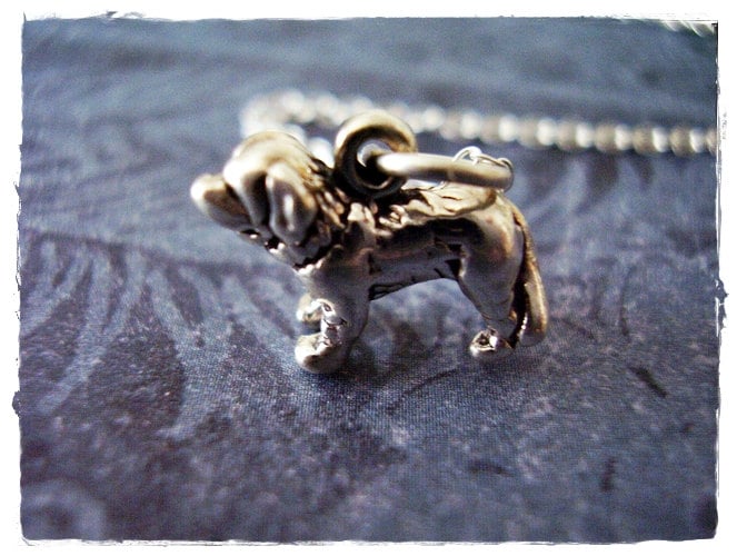 Winziger Bernhardiner Halskette - Sterling Silber Anhänger An Einer Zarten Kabelkette Oder von EvelynMaeCreations