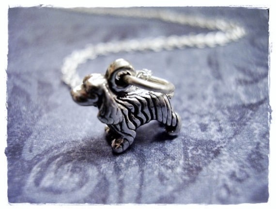 Winziger Cocker Spaniel Halskette - Sterling Silber Anhänger An Einer Zarten Kabelkette Oder von EvelynMaeCreations